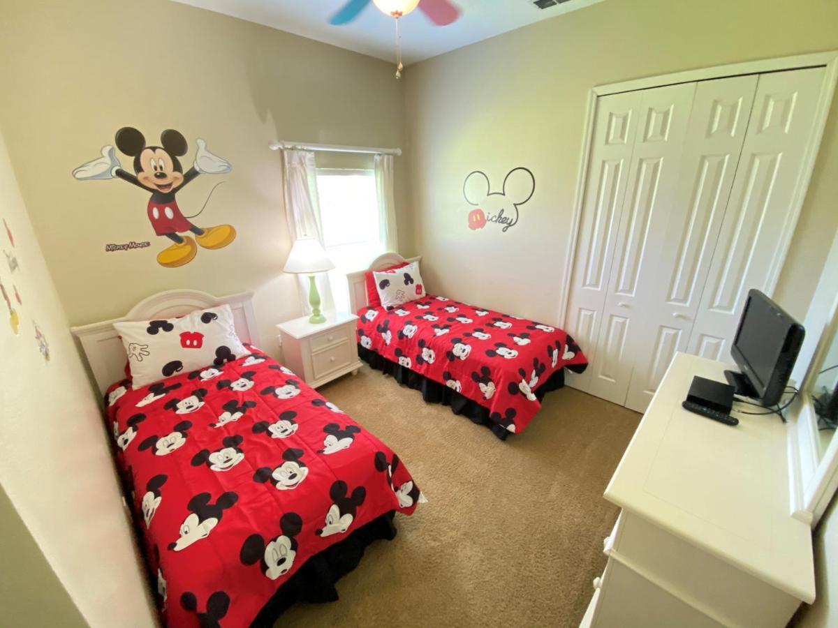 Mickeys Corner - Fantastic 5Br With Large Private Garden Pool Hot Tub Game Room Gas Bbq 2 Miles To Disney Orlando Luaran gambar