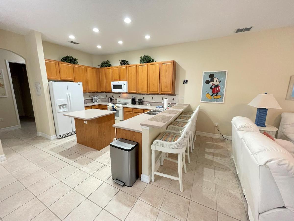 Mickeys Corner - Fantastic 5Br With Large Private Garden Pool Hot Tub Game Room Gas Bbq 2 Miles To Disney Orlando Luaran gambar